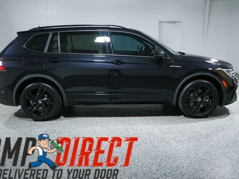 Used 2023 Volkswagen Tiguan SE R-Line FWD image 6