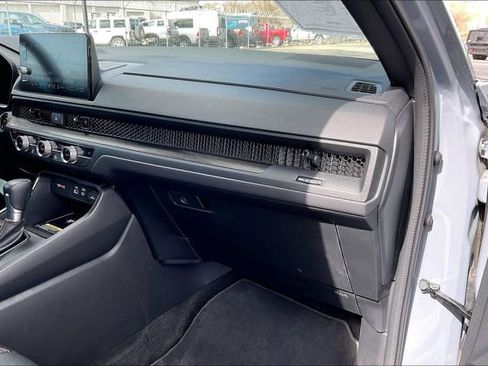 Used 2025 Honda CR-V Sport-L image 16