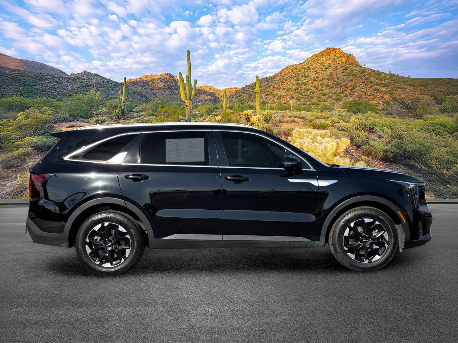 Used 2025 Kia Sorento S FWD image 3