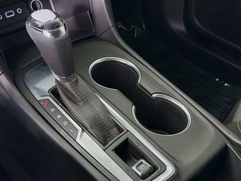 Used 2020 Chevrolet Equinox LT image 17