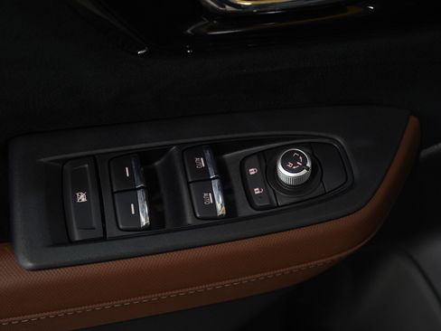 Used 2025 Subaru Forester Touring w/ Touring Package image 21