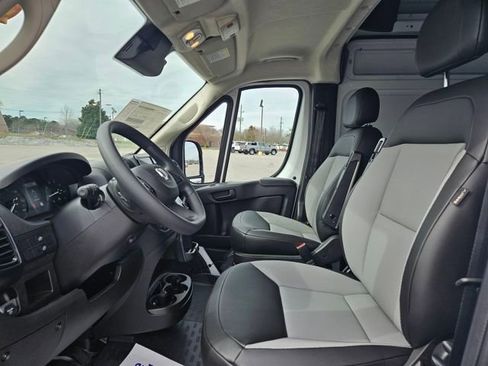 New 2026 RAM ProMaster 2500 image 9