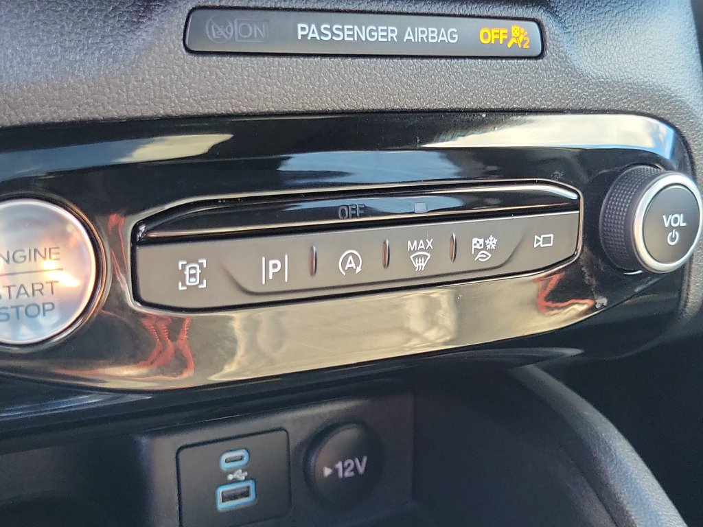 Certified 2023 Ford Escape ST-Line Elite w/ Premium Technology Package AWD/4WD image 29