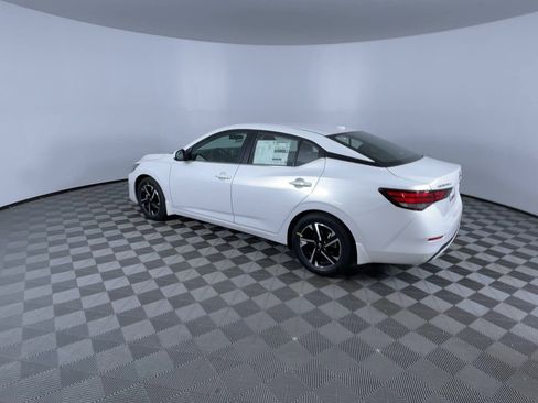 New 2025 Nissan Sentra SV image 7