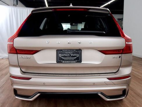 Certified 2025 Volvo XC60 B5 Plus w/ Climate Package image 4
