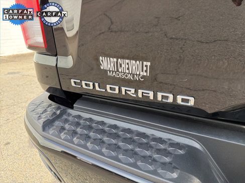 Used 2025 Chevrolet Colorado Z71 w/ Technology Package image 17