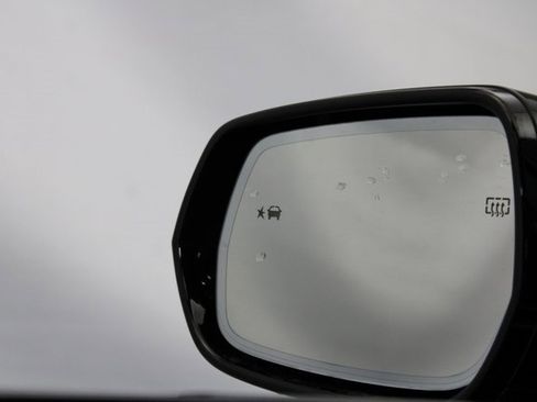 New 2026 Cadillac Lyriq Sport image 29