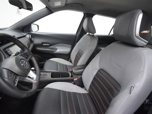 Used 2021 Nissan Kicks SR w/ SR Premium Package FWD image 16