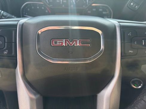 Used 2022 GMC Sierra 1500 SLT RWD image 7