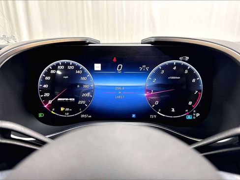 Used 2022 Mercedes-Benz SL 63 AMG 4MATIC image 23