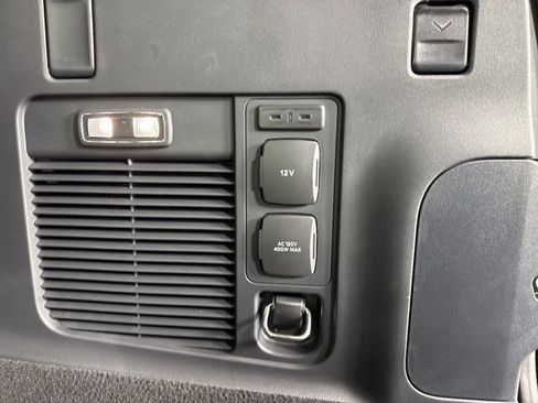 New 2025 Ford Expedition Max Platinum w/ Driver's Package image 27