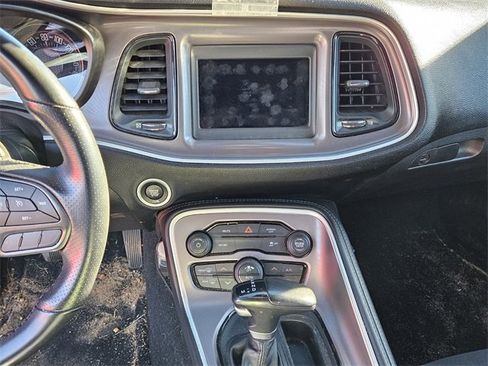 Used 2022 Dodge Challenger SXT w/ Blacktop Package image 10