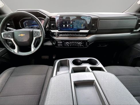 Used 2023 Chevrolet Silverado 1500 LT image 8