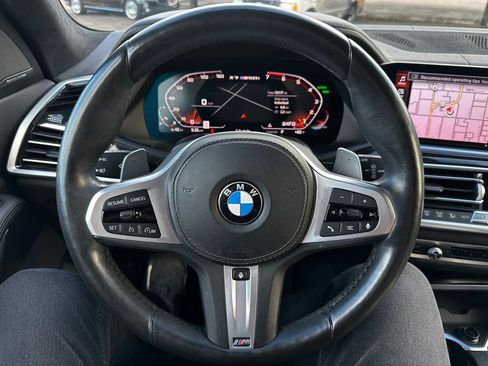 Used 2020 BMW X7 M50i w/ Executive Package image 36