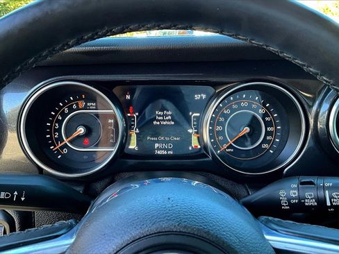 Used 2021 Jeep Wrangler Unlimited Sahara image 13