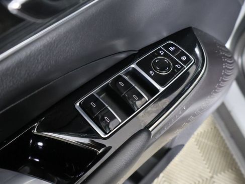 Used 2024 Cadillac Lyriq Luxury RWD image 38