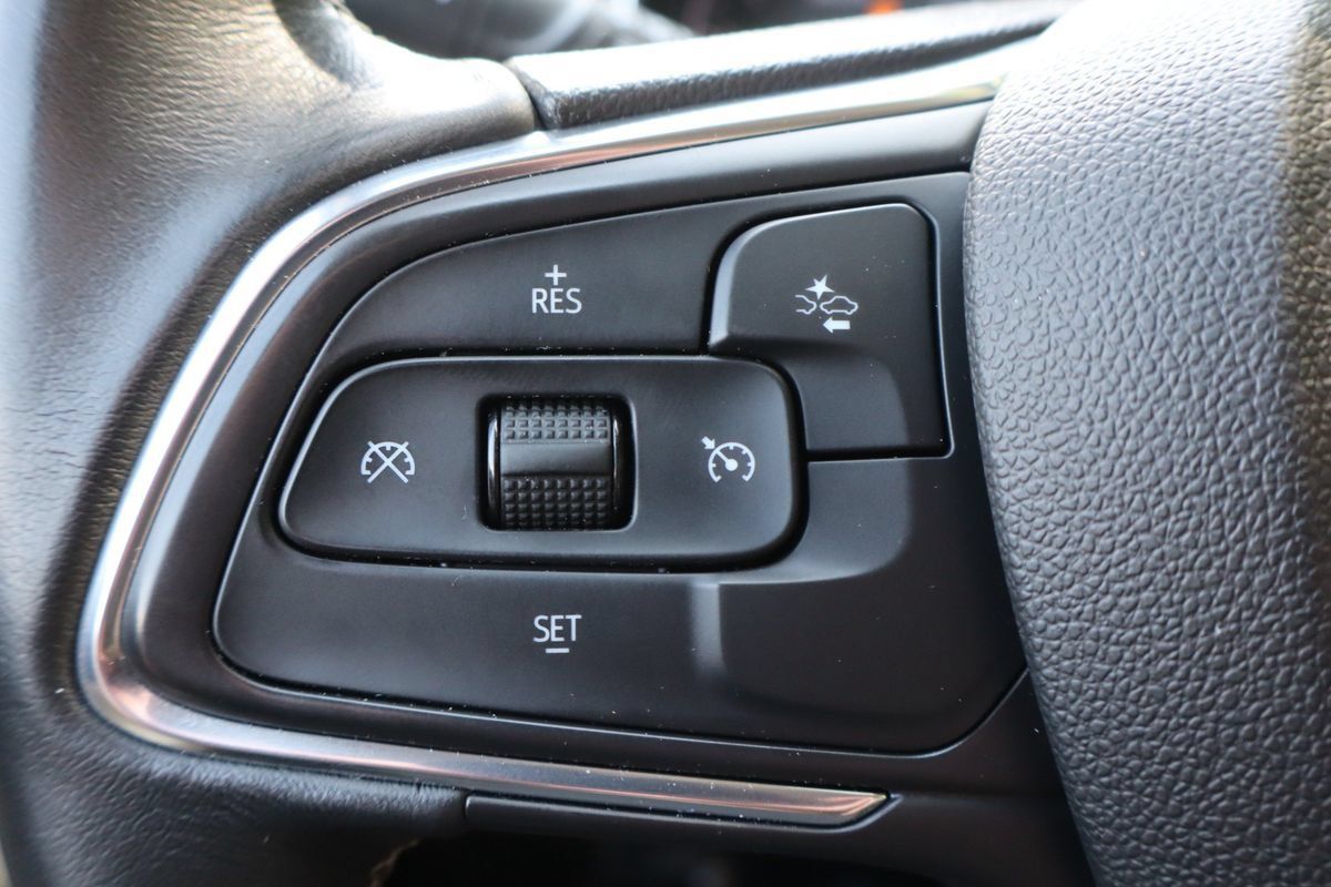 Used 2023 Buick Encore GX Preferred w/ Cold Weather Comfort Package FWD image 29