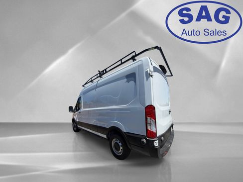 Used 2019 Ford Transit 250 148 Medium Roof RWD image 4
