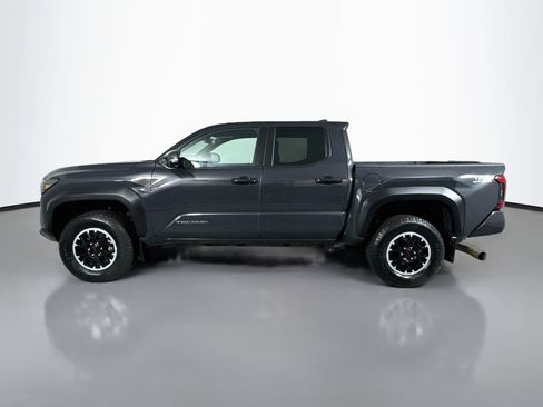 Used 2024 Toyota Tacoma TRD Off-Road w/ TRD Off Road Premium Package AWD/4WD image 9
