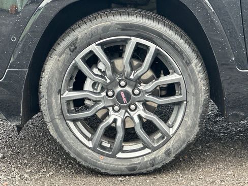 Used 2024 GMC Terrain Denali w/ Black Diamond Edition AWD/4WD image 45