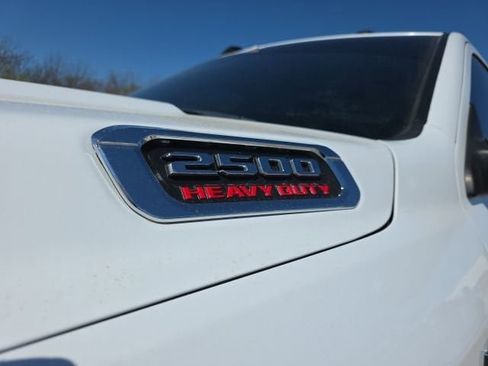 Used 2021 RAM 2500 Big Horn w/ Protection Group image 10