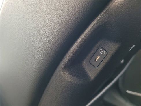 Certified 2023 Kia Sportage X-Line w/ X-Line Premium Package image 11