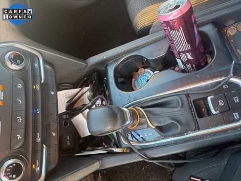 Used 2020 Hyundai Santa Fe SEL image 14