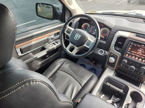Used 2017 RAM 1500 Laramie w/ Convenience Group AWD/4WD image 14