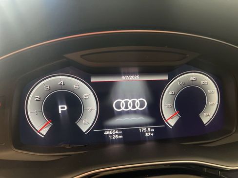 Used 2023 Audi Q7 2.0T Premium Plus w/ Premium Plus Package image 2