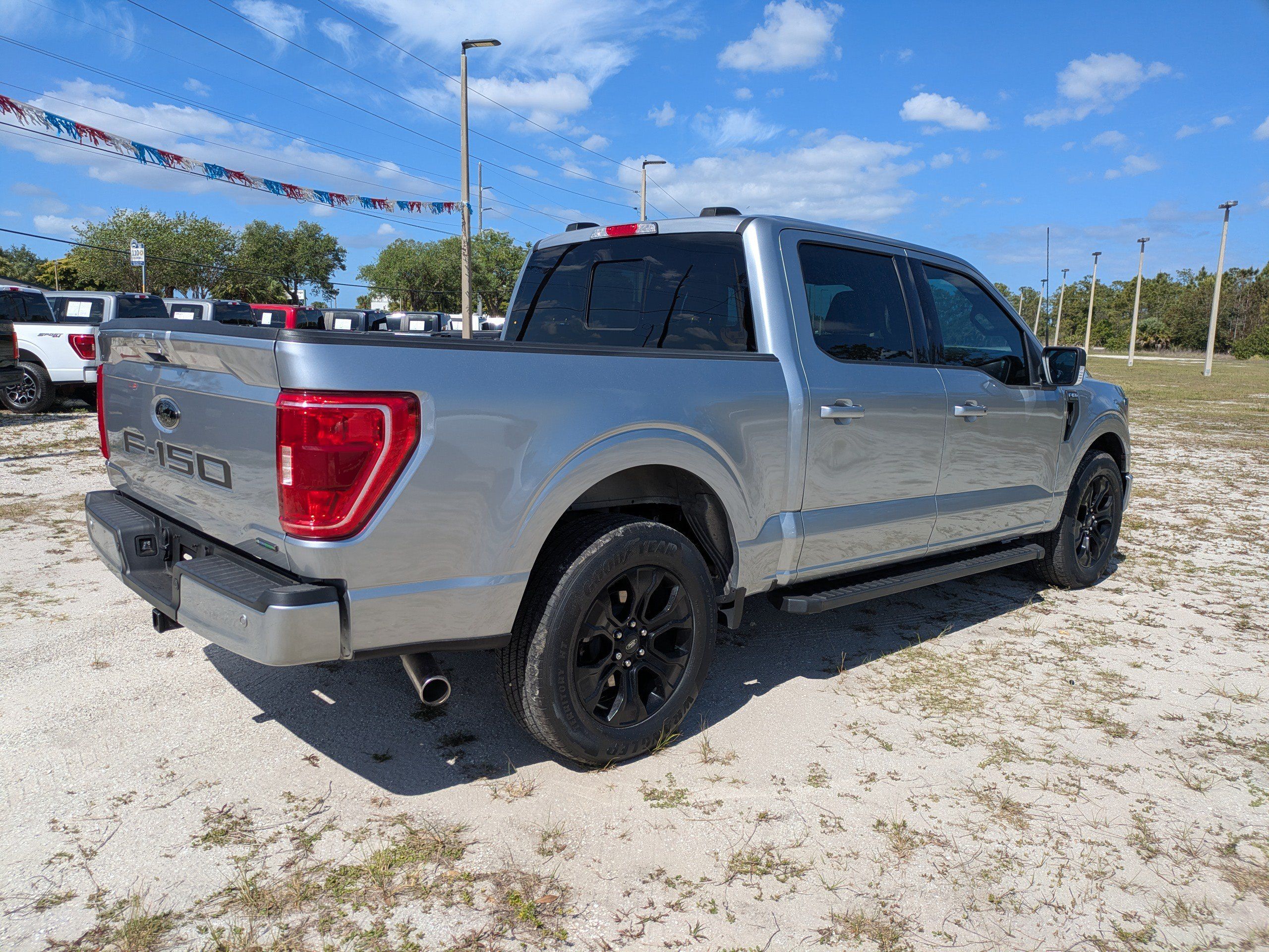 Used 2022 Ford F150 XLT w/ Equipment Group 302A High RWD image 4
