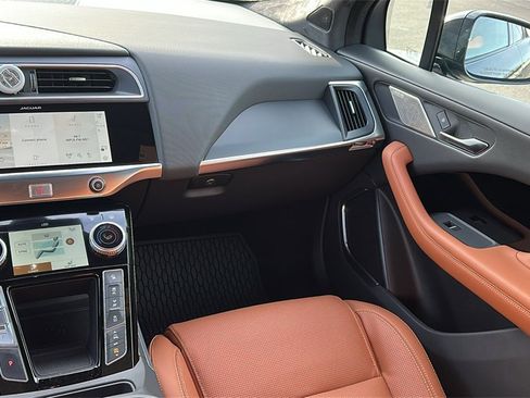 Used 2024 Jaguar I-PACE R-Dynamic HSE image 21