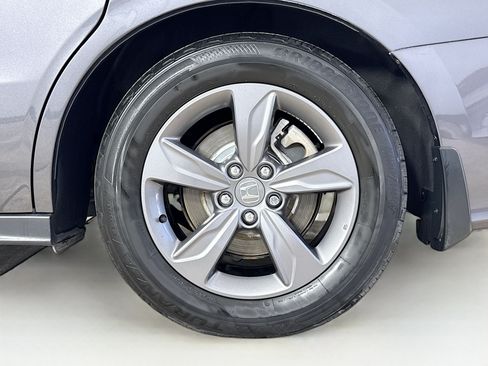 Used 2023 Honda Odyssey EX image 33