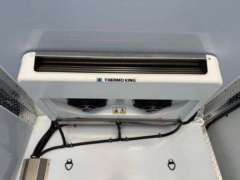 New 2025 Ford Transit 150 148 Medium Roof RWD image 7