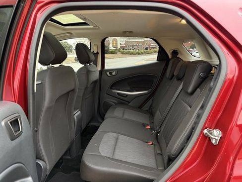 Used 2020 Ford EcoSport SE image 28