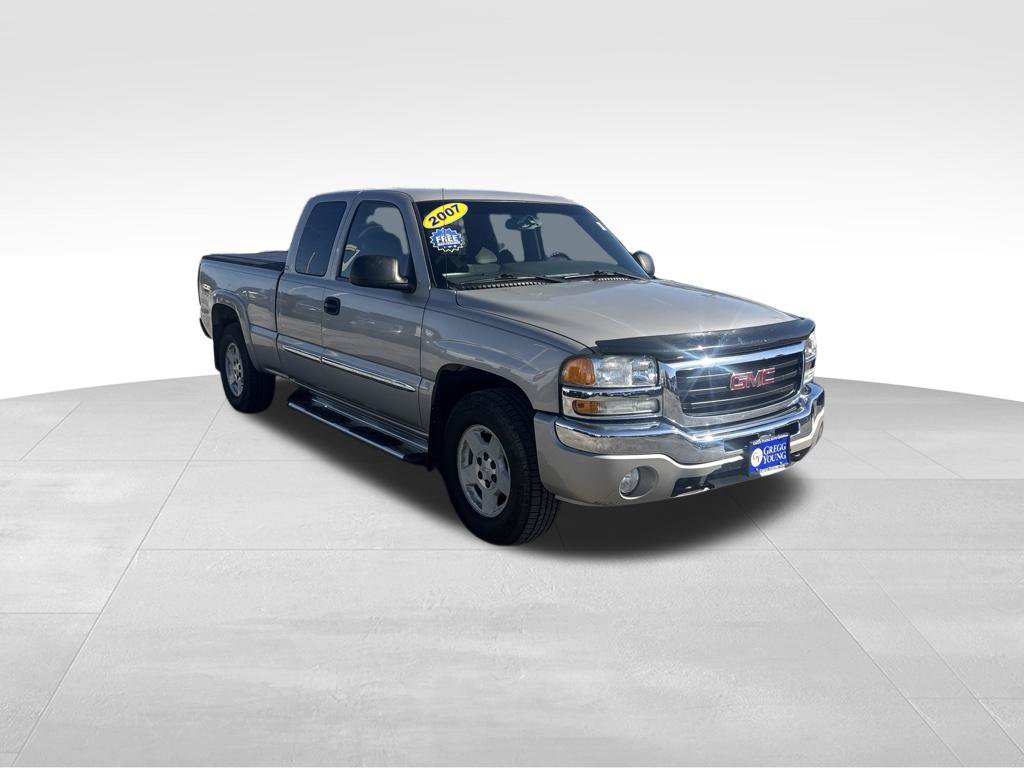 Used 2007 GMC Sierra 1500 SLE w/ Extended Cab Value Package AWD/4WD image 8