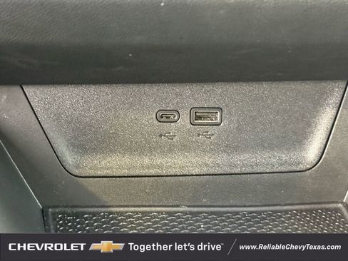 Used 2025 Chevrolet Equinox LT FWD image 20