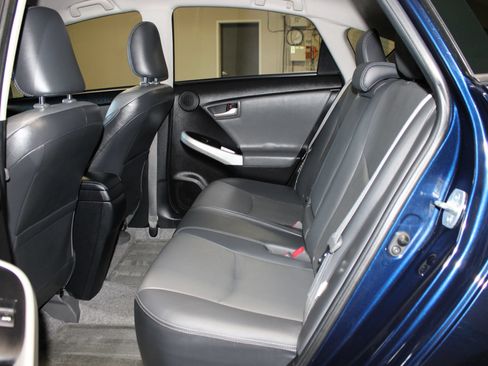 Used 2013 Toyota Prius Four FWD image 25