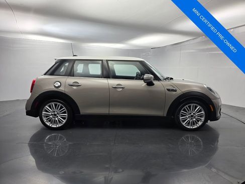 Used 2024 MINI Cooper S FWD image 3