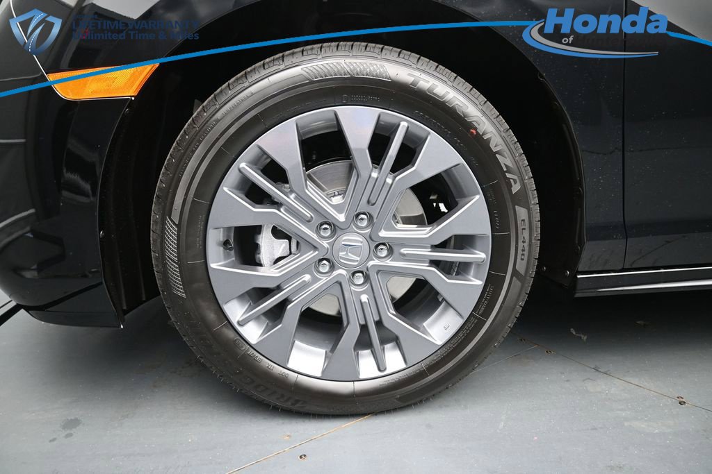 New 2027 Honda Odyssey Touring image 13