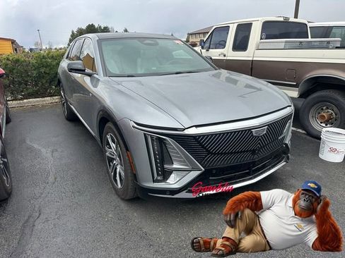 Used 2024 Cadillac Lyriq Luxury image 1