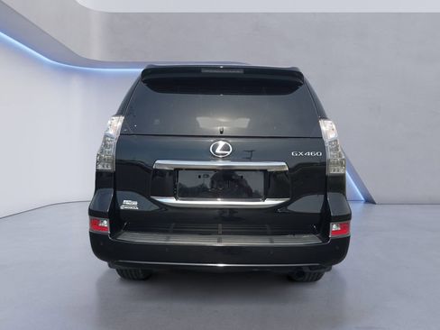 Used 2023 Lexus GX 460 Premium w/ Premium Package image 4