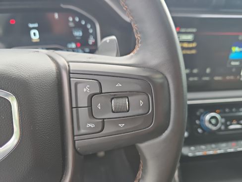 Used 2024 GMC Sierra 1500 AT4 w/ Technology Package AWD/4WD image 28
