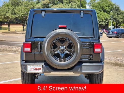 Used 2022 Jeep Wrangler Unlimited Sport w/ Sun And Sound Package AWD/4WD image 5