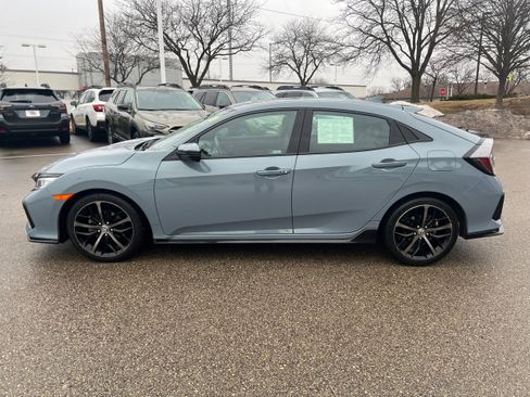 Used 2021 Honda Civic Sport Touring image 4