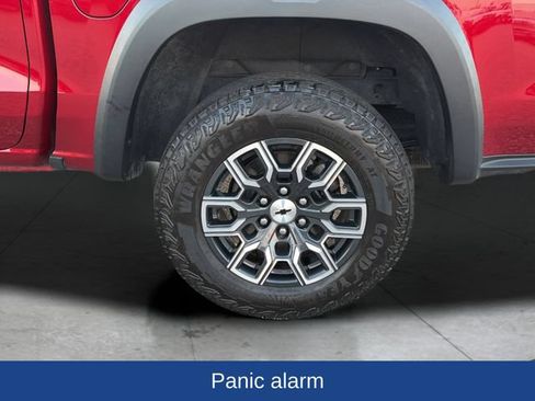 Used 2024 Chevrolet Colorado Z71 w/ Z71 Convenience Package 2 AWD/4WD image 30