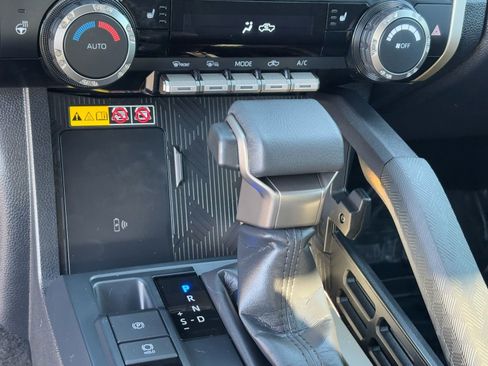 Certified 2025 Toyota Tacoma SR5 image 27