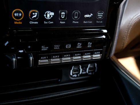 Used 2021 RAM 3500 Limited image 27