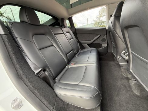 Used 2023 Tesla Model Y Long Range image 14