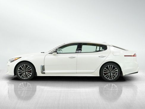 Used 2018 Kia Stinger Premium AWD/4WD image 2