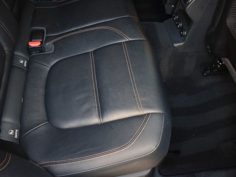 Used 2019 Jaguar F-PACE Prestige image 41